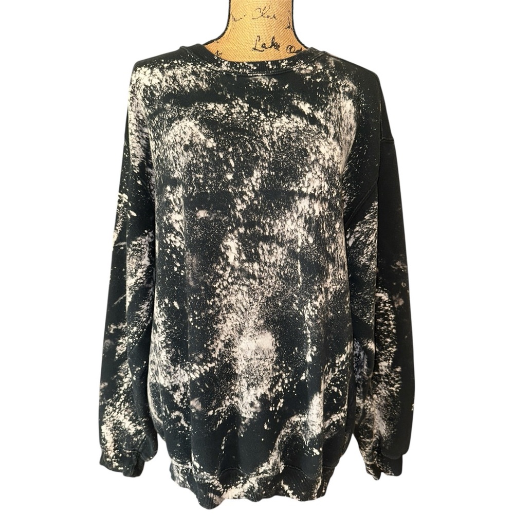 McIntosh & Seymour Men’s Black Bleached Tie Dye Splatter Crewneck Sweatshirt